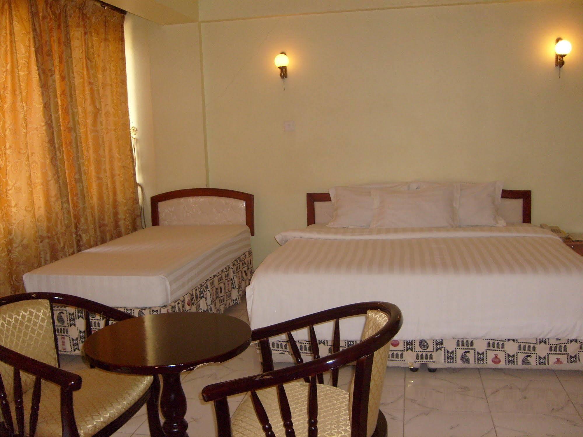 Panama Inn Моші Екстер'єр фото